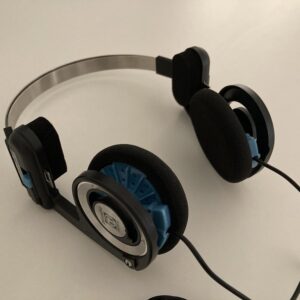 Aura Over-Ear Wireless Headphones - 40mm, 3.5mm